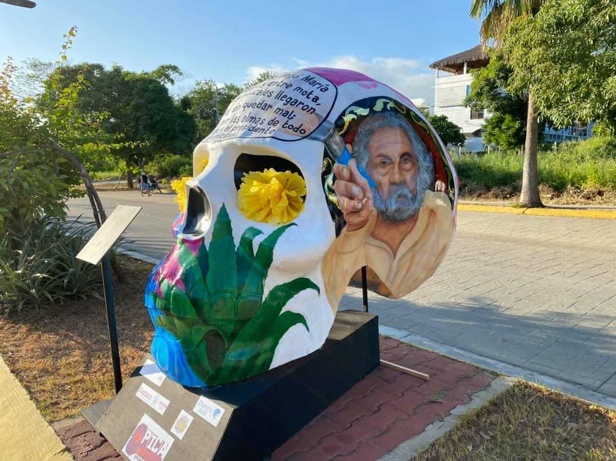 Giant skull for dia de muertos in Puerto Escondido. Photo courtesy of Slawomir Grünberg