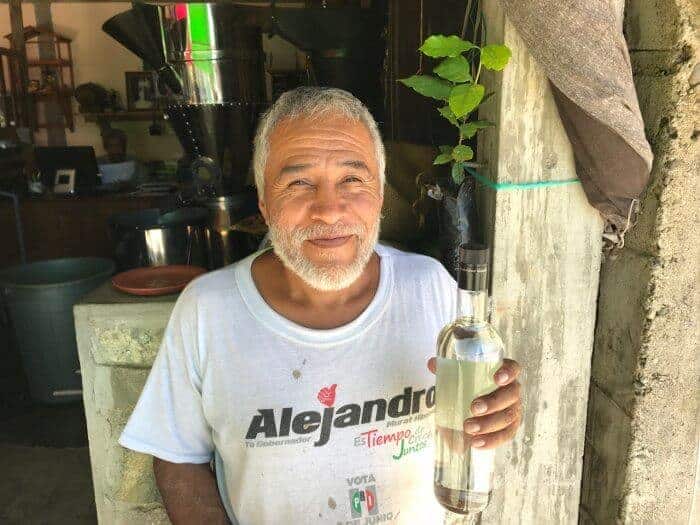 Mezcal tasting with Filadelfo in Pluma Hidalgo