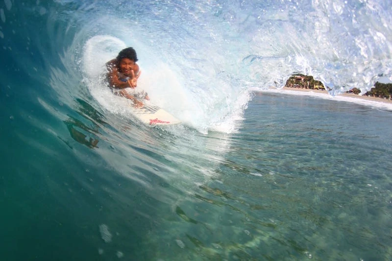 Man barrel surfing at Puerto Escondido (Credit Zicazteca)