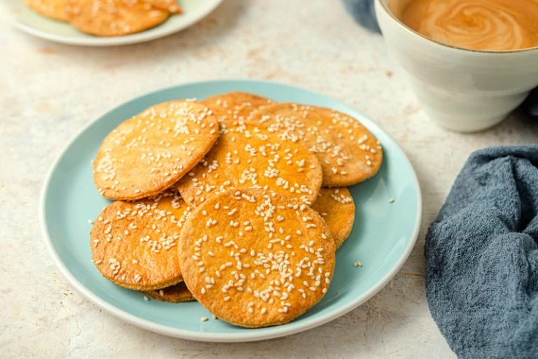 Mexican sesame seed cookie